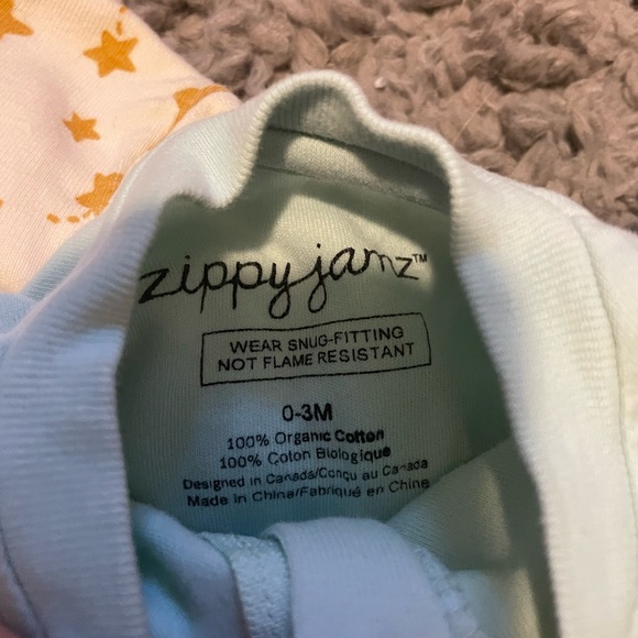 4 Piece Neutral Sleeper Set - Picture 4 of 8